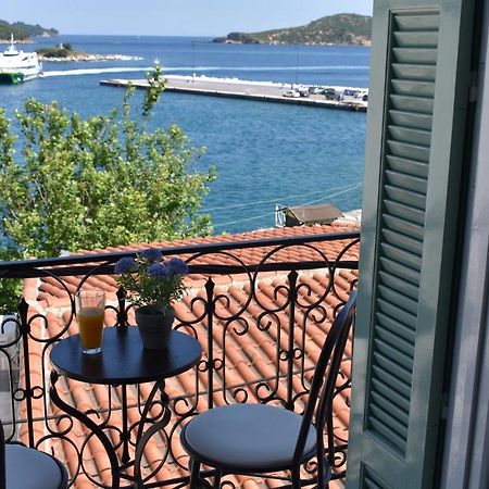 Pension Ververi Skiathos Town Exterior photo