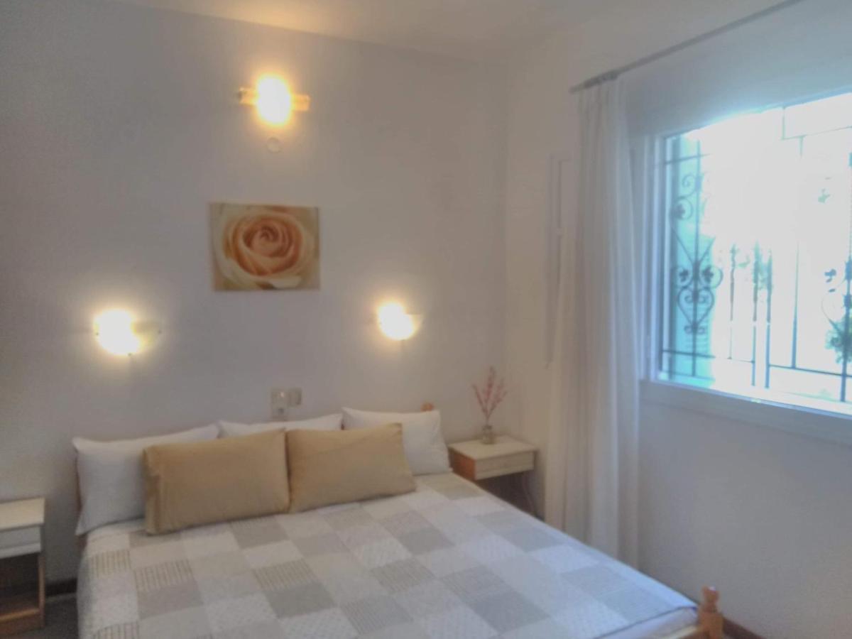 Pension Ververi Skiathos Town Exterior photo